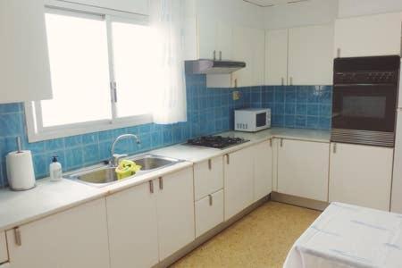 Apartamento Amplio Y Luminoso ชาทีวา ภายนอก รูปภาพ